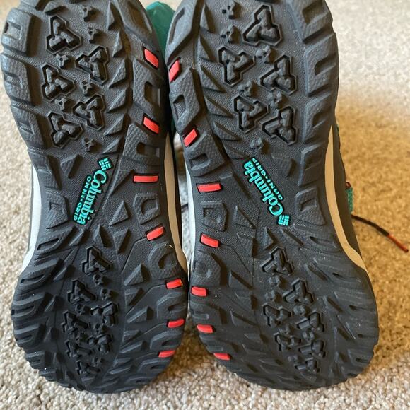 Columbia Womens/Youth Loveland Omni Tech Women’s size 6 Winter Snow boots - Picture 7 of 8